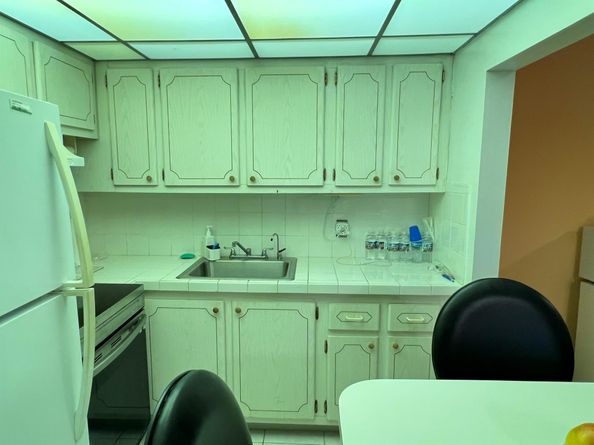 131 Camden F, West Palm Beach FL 33417