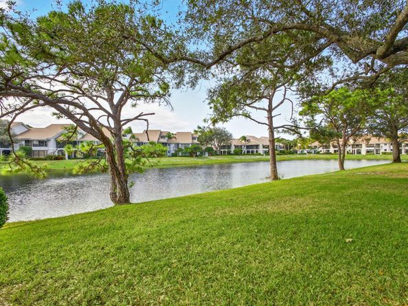 16671 Traders Crossing N 122, Jupiter FL 33477