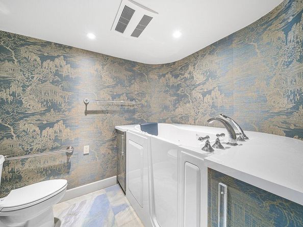 400 N Flagler Drive 2201, West Palm Beach FL 33401