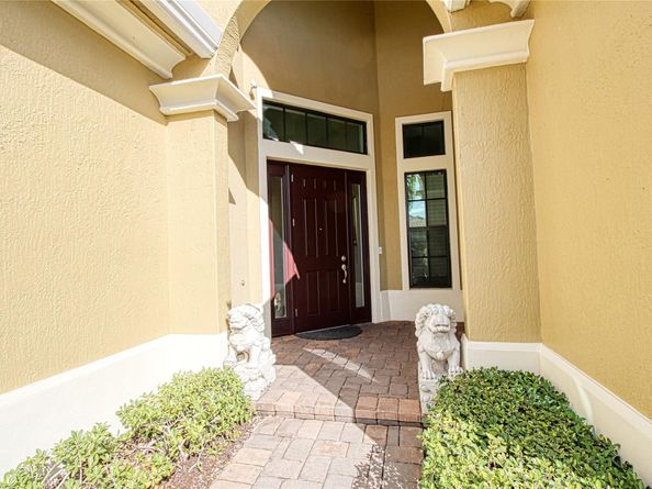 12095 Bastille Cir, Parkland FL 33076