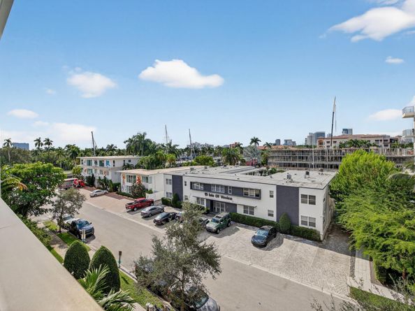 30 Isle Of Venice Dr 403, Fort Lauderdale FL 33301