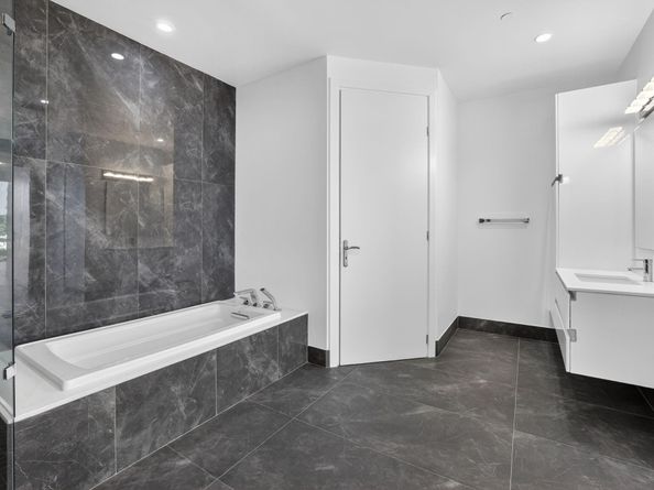 30 Isle Of Venice Dr 403, Fort Lauderdale FL 33301