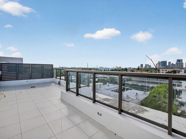 30 Isle Of Venice Dr 403, Fort Lauderdale FL 33301