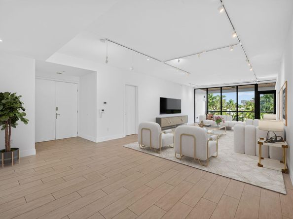 30 Isle Of Venice Dr 403, Fort Lauderdale FL 33301