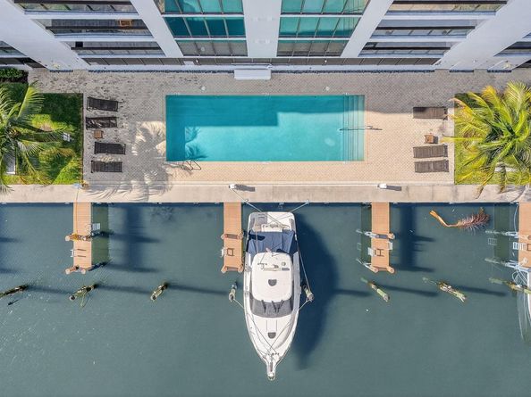 30 Isle Of Venice Dr 403, Fort Lauderdale FL 33301