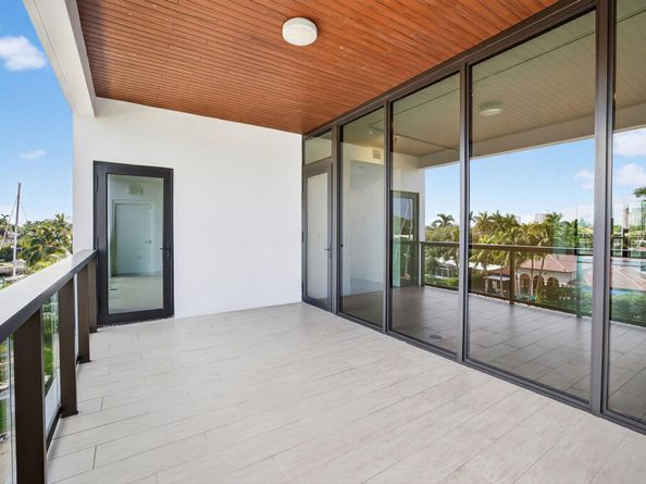 30 Isle Of Venice Dr 403, Fort Lauderdale FL 33301