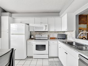 6215 Kings Gate Circle, Delray Beach FL 33484