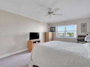 1839 Middle River Dr 302, Fort Lauderdale FL 33305