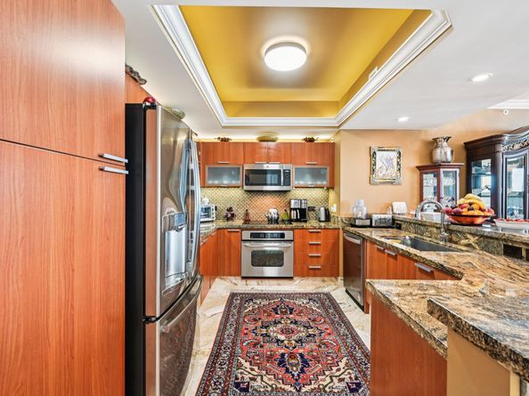 2640 Lake Shore Drive 1510, Riviera Beach FL 33404