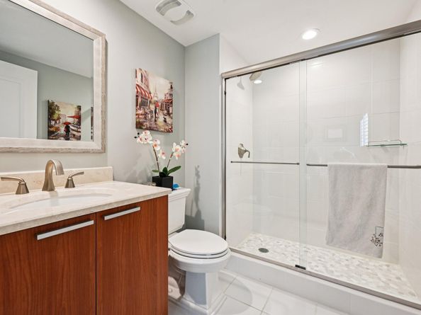 2640 Lake Shore Drive 1510, Riviera Beach FL 33404