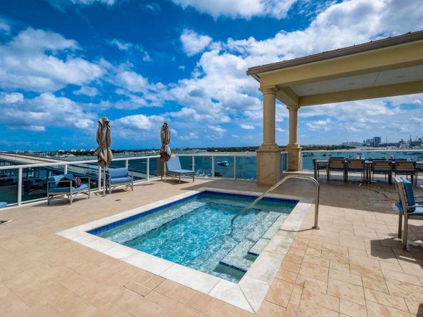 2640 Lake Shore Drive 1510, Riviera Beach FL 33404