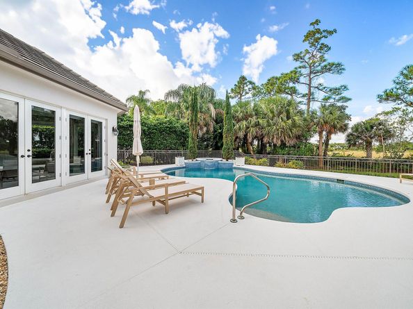 13201 Oakmeade, Palm Beach Gardens FL 33418