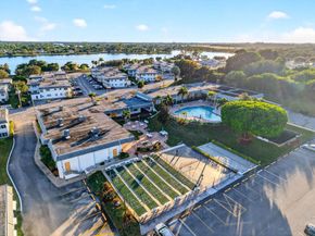 2880 Lake Osborne Drive 210, Lake Worth Beach FL 33461