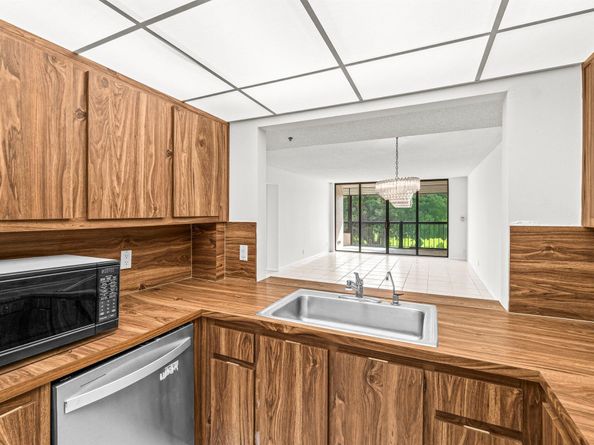 6620 Boca Del Mar Drive 407, Boca Raton FL 33433