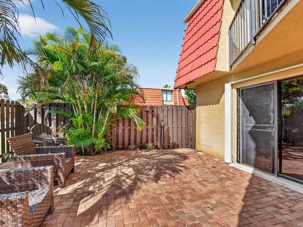 23018 Oxford Place D, Boca Raton FL 33433