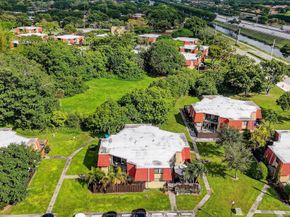 23018 Oxford Place D, Boca Raton FL 33433