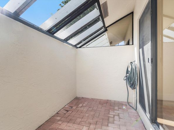 10967 Lake Front Place, Boca Raton FL 33498