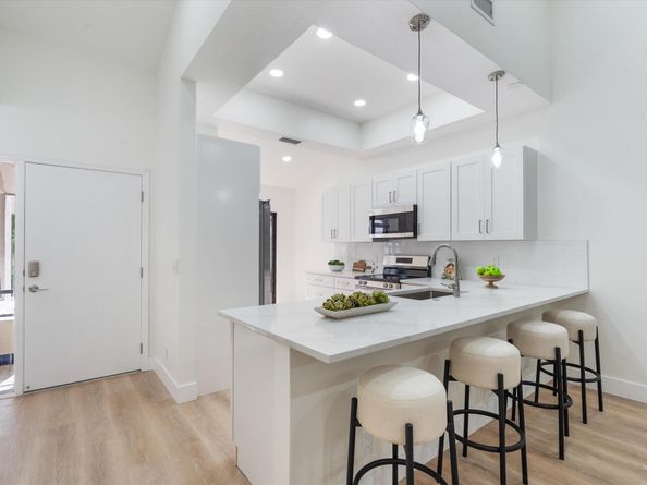 10967 Lake Front Place, Boca Raton FL 33498