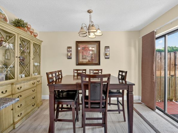 211 Meadows Drive, Boynton Beach FL 33436