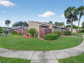 211 Meadows Drive, Boynton Beach FL 33436
