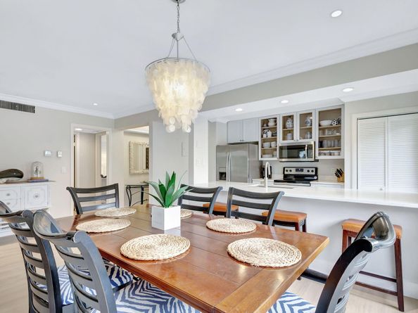 438 S Brackenwood Lane S, Palm Beach Gardens FL 33418