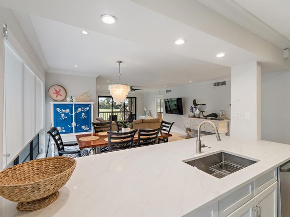 438 S Brackenwood Lane S, Palm Beach Gardens FL 33418