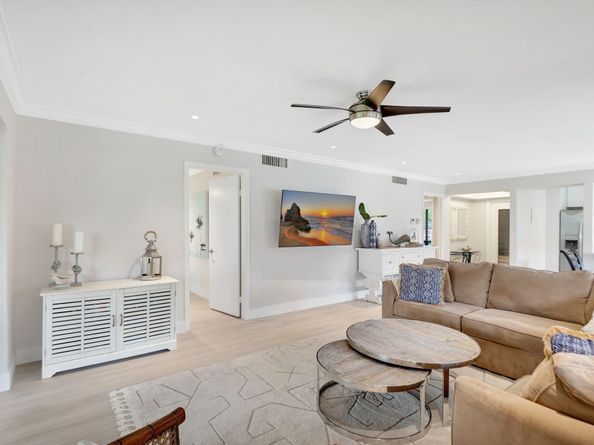 438 S Brackenwood Lane S, Palm Beach Gardens FL 33418