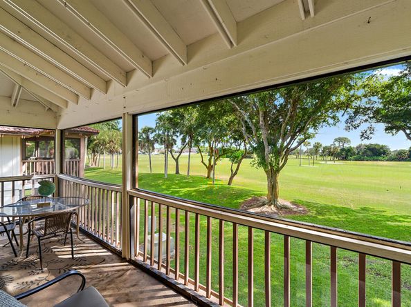 438 S Brackenwood Lane S, Palm Beach Gardens FL 33418