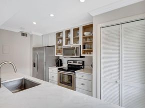 438 S Brackenwood Lane S, Palm Beach Gardens FL 33418