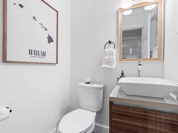 2750 NE 35th Ct, Fort Lauderdale FL 33308