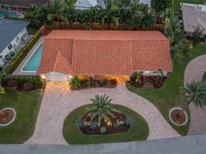 2750 NE 35th Ct, Fort Lauderdale FL 33308