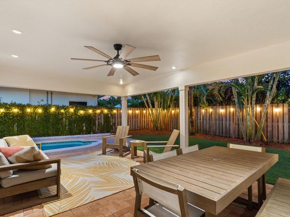 2750 NE 35th Ct, Fort Lauderdale FL 33308