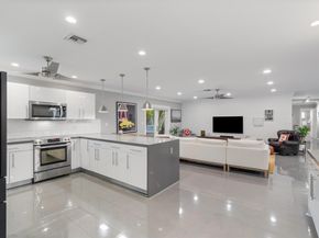 2750 NE 35th Ct, Fort Lauderdale FL 33308