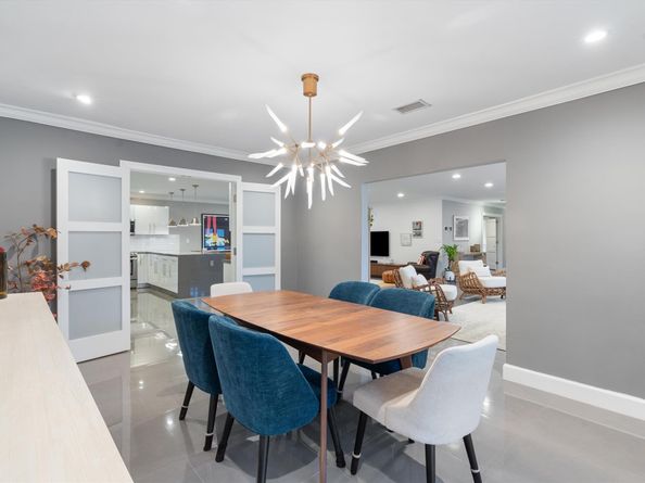 2750 NE 35th Ct, Fort Lauderdale FL 33308