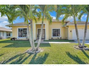 123 Bilbao St, Royal Palm Beach FL 33411