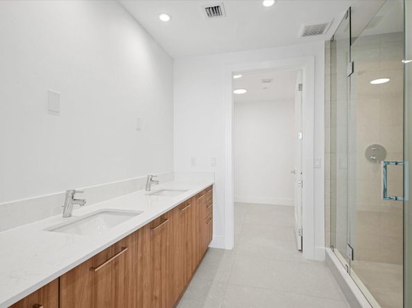 153 N Seabreeze Blvd 1003S, Fort Lauderdale FL 33304