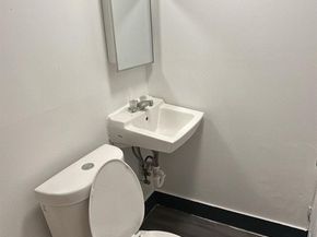 1011 NW 195th St, Miami Gardens FL 33169