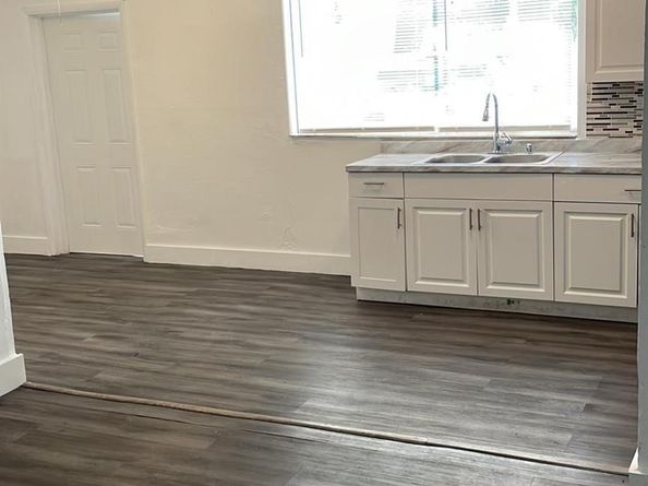 1011 NW 195th St, Miami Gardens FL 33169