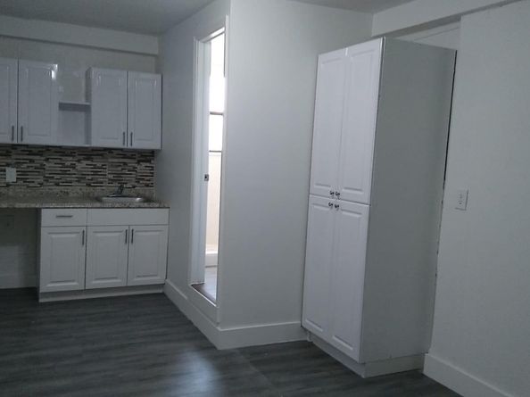 1011 NW 195th St, Miami Gardens FL 33169