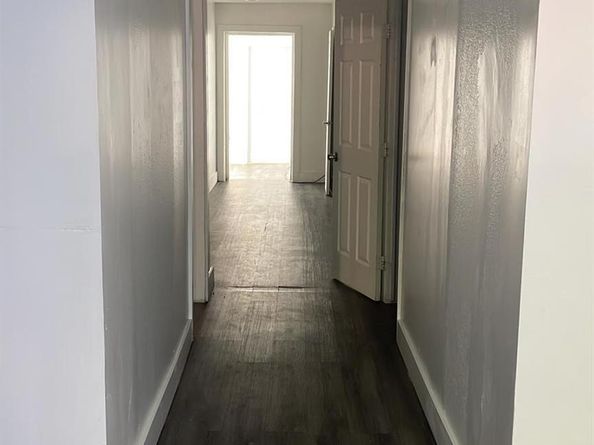 1011 NW 195th St, Miami Gardens FL 33169