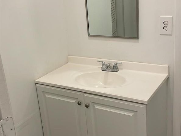 1011 NW 195th St, Miami Gardens FL 33169