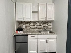 1011 NW 195th St, Miami Gardens FL 33169