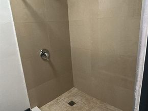 1011 NW 195th St, Miami Gardens FL 33169