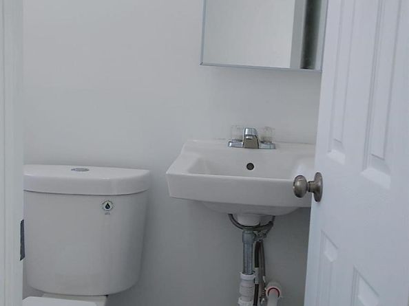 1011 NW 195th St, Miami Gardens FL 33169