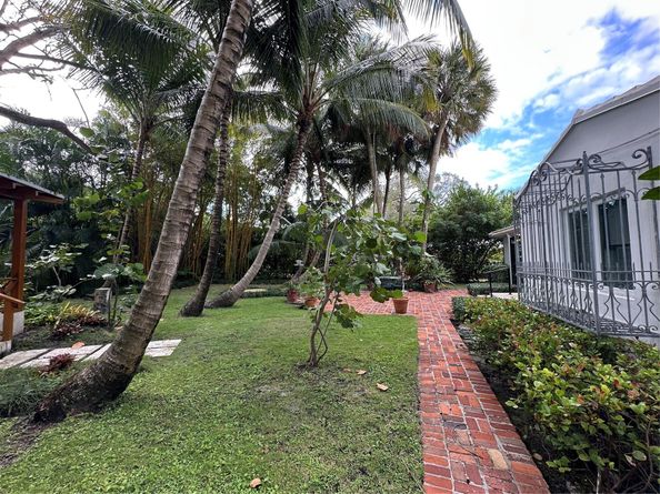 410 SE 16th Avenue, Fort Lauderdale FL 33301