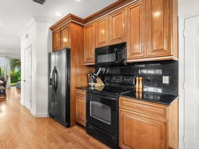 1998 NE 7th Street 101, Deerfield Beach FL 33441