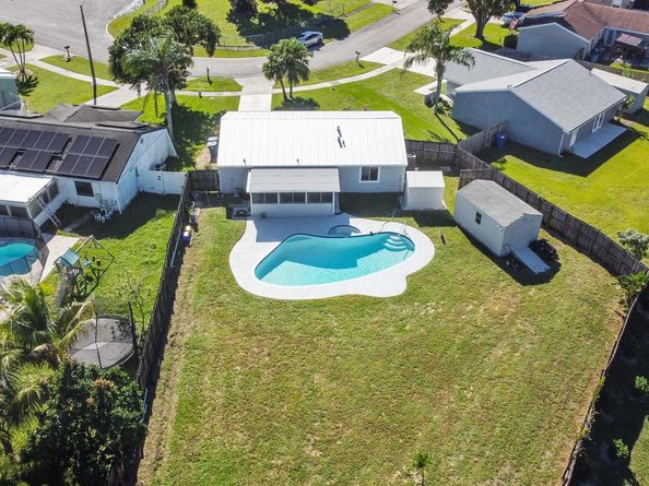 1373 Elmbank Way, Royal Palm Beach FL 33411