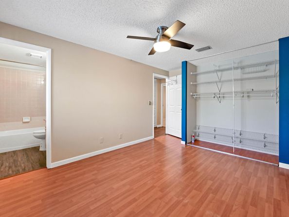 1373 Elmbank Way, Royal Palm Beach FL 33411