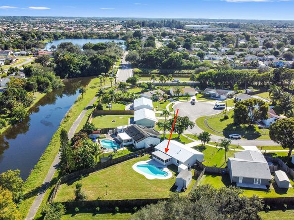 1373 Elmbank Way, Royal Palm Beach FL 33411