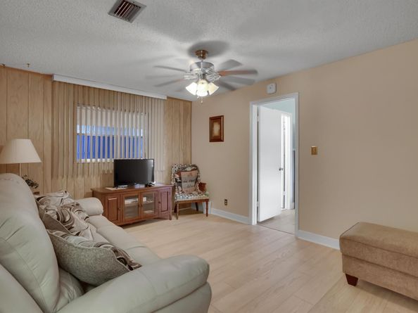 1604 Alfred Drive, Boynton Beach FL 33426